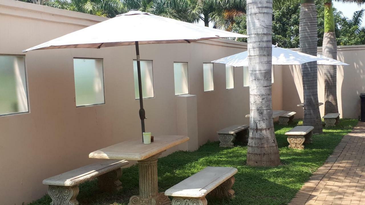 Rosegarden Guesthouse Pongola Exteriör bild