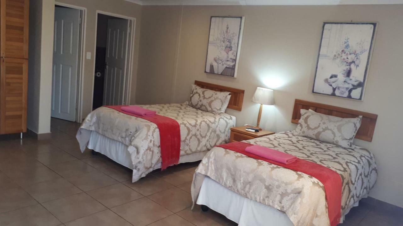 Rosegarden Guesthouse Pongola Exteriör bild